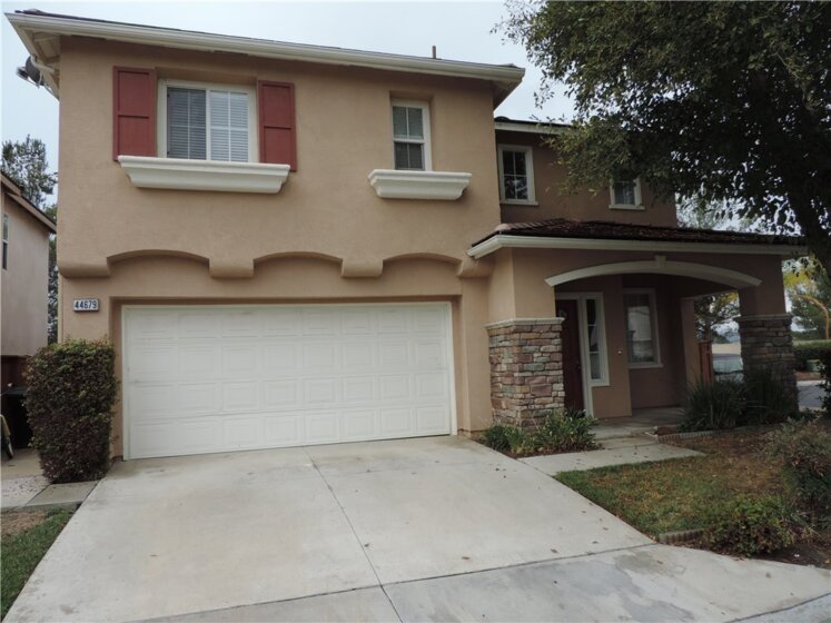 44679 Springvail Court Photo